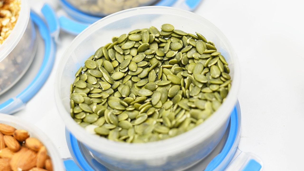 5 "Superfood" Seeds That Are Actually Hard for Your Body to Process