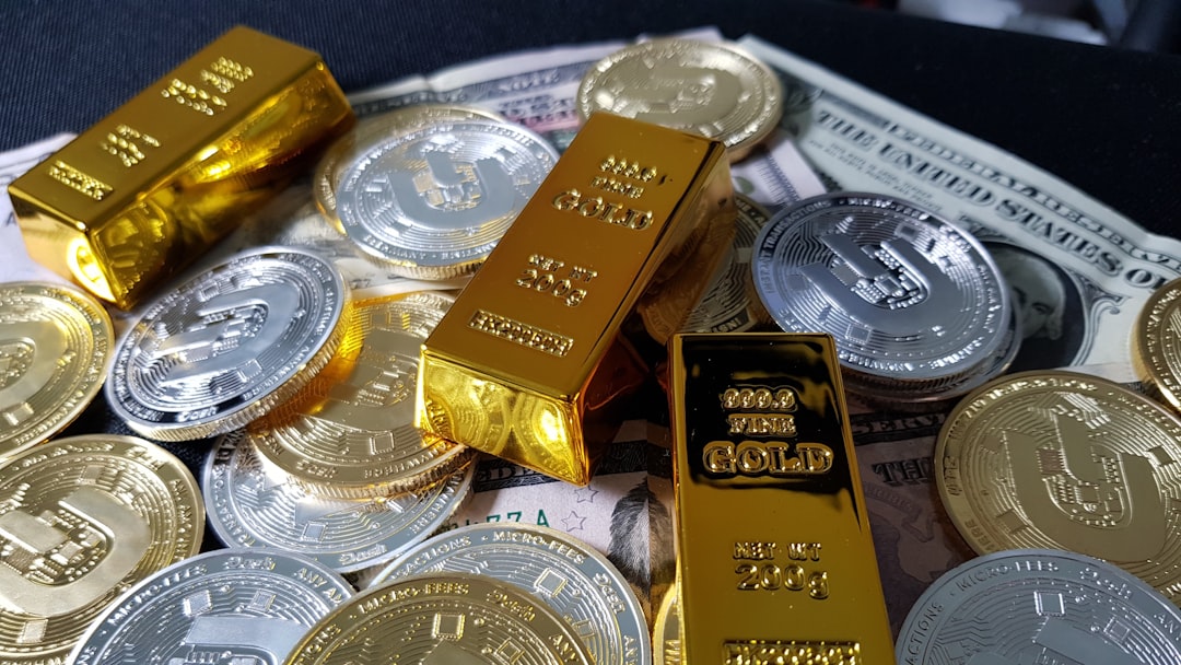 Gold vs CDs vs stocks: When gold helps (and when it doesn’t)