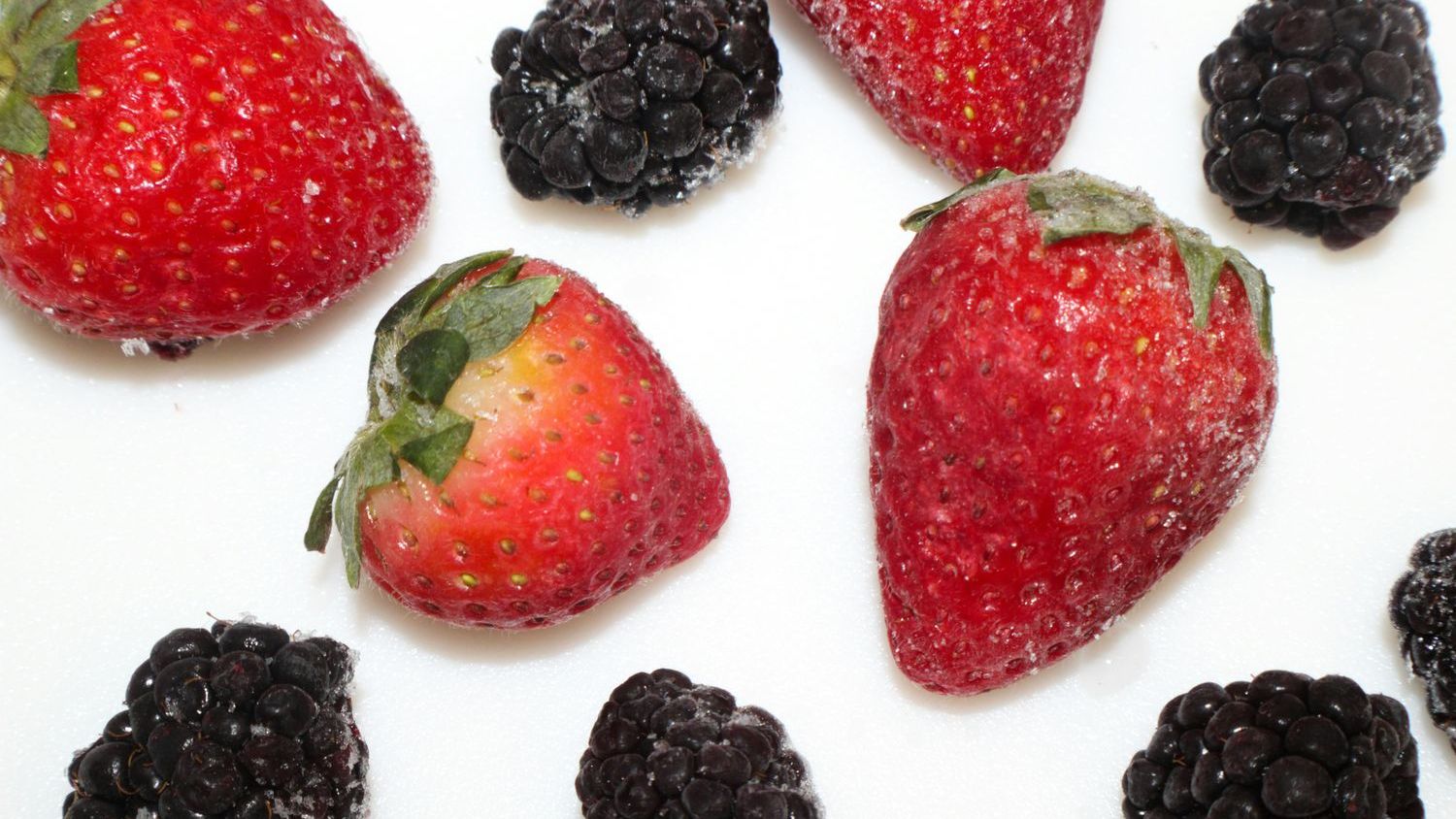 How to Get Berry Stains Out of Clothes: What Actually Works