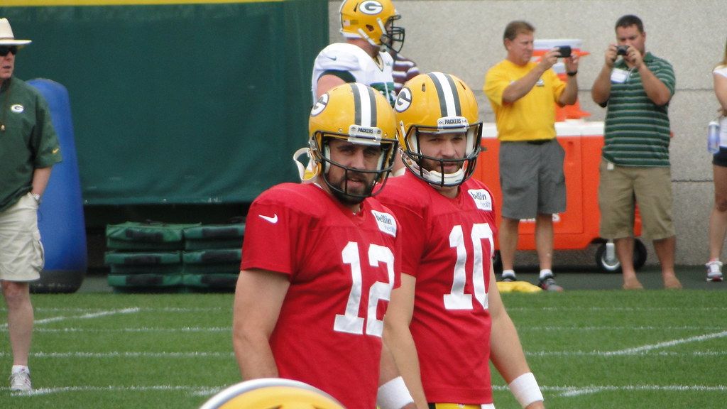 Insider Sets the Record Straight on Aaron Rodgers-Cardinals Rumors