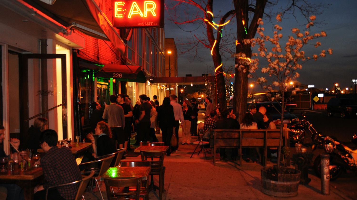 New York’s Buzziest New Restaurant Is a Pub