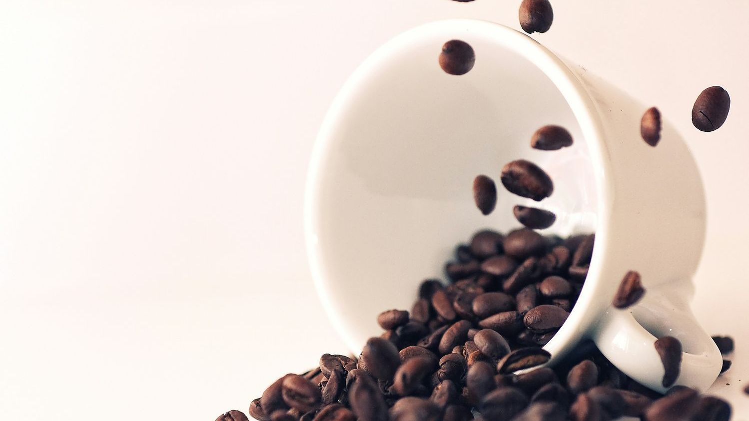 Decaf And Regular Coffee Have Different Effects On Mood And Cognition (M)