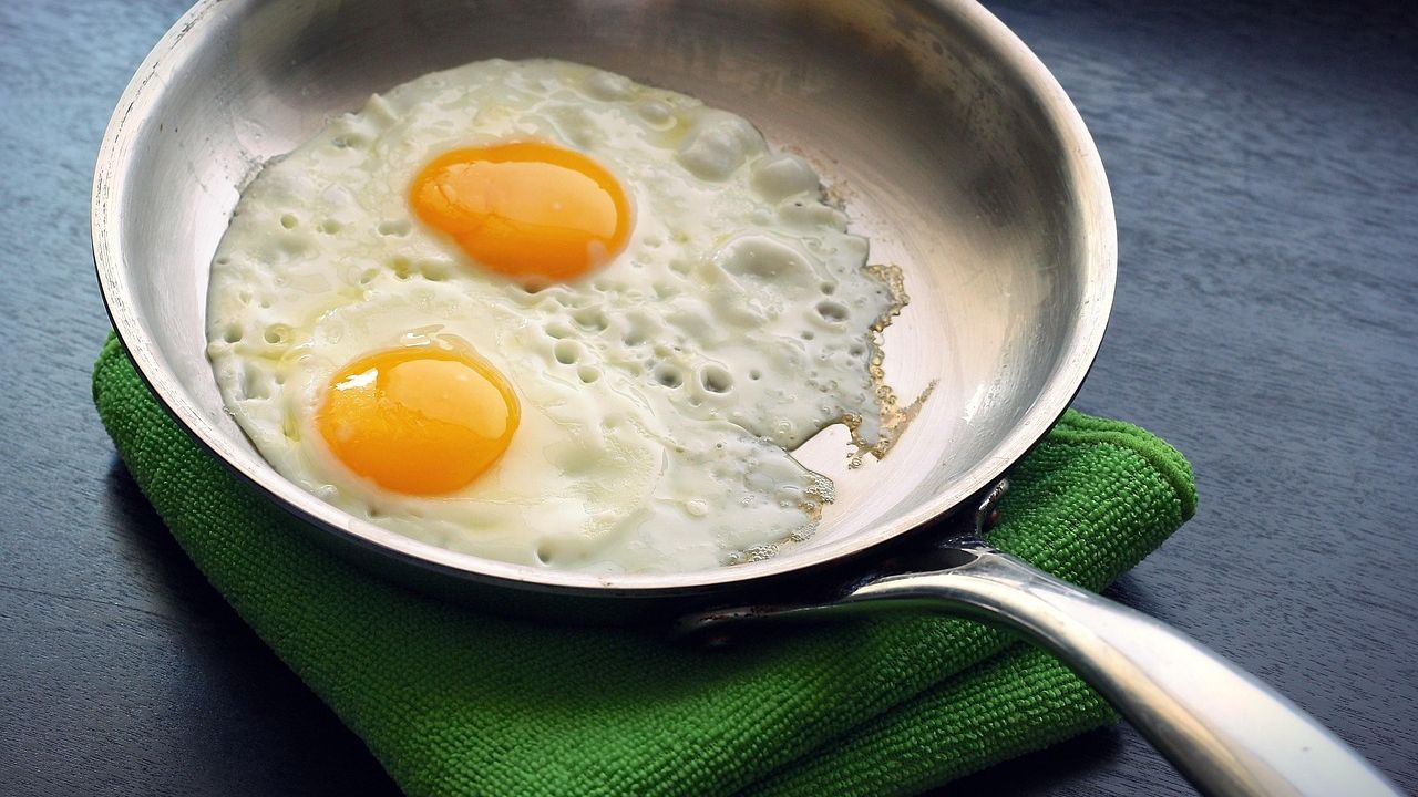 7 Non-Stick Pan Rules: How You're Accidentally Stripping Your Cookware