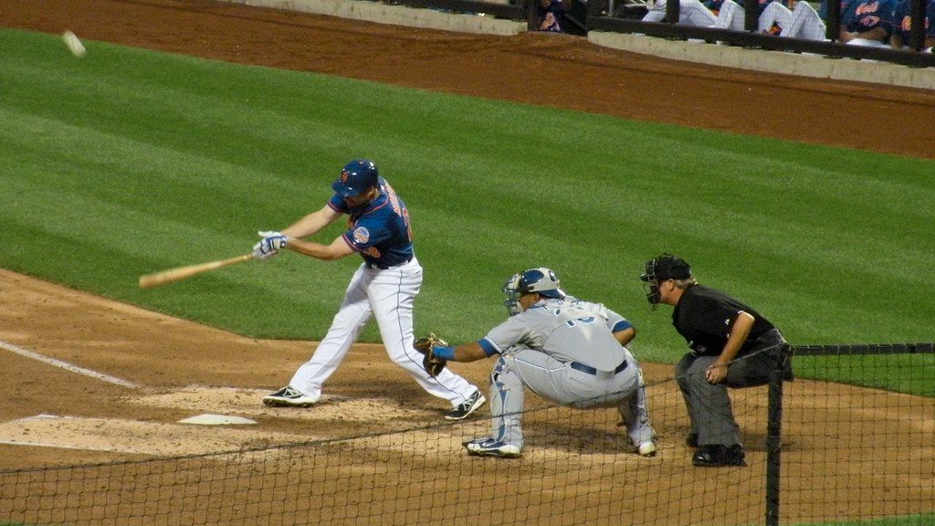 Surging Mets erupt for 10 runs in 12th for wild win over Nationals