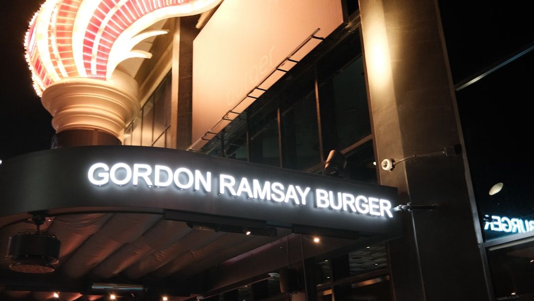 Iconic Las Vegas burger joint closes its doors, blames rising costs for city’s decline
